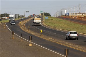 Em Cianorte, governador Beto Richa reafirma que Estado vai duplicar rodovia PR 323 com recursos próprios